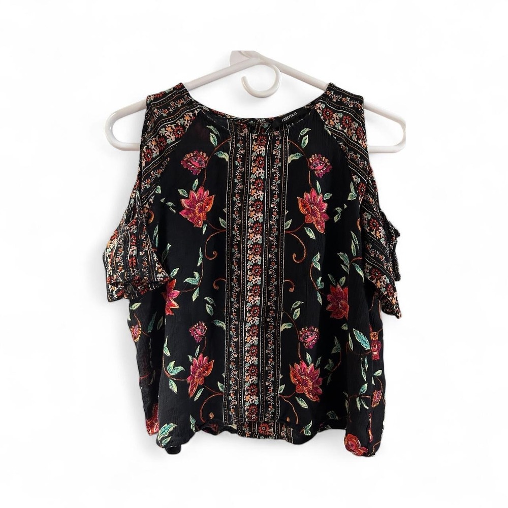 womens forever21 crop top medium With Sexy Shoulder Cut Outs